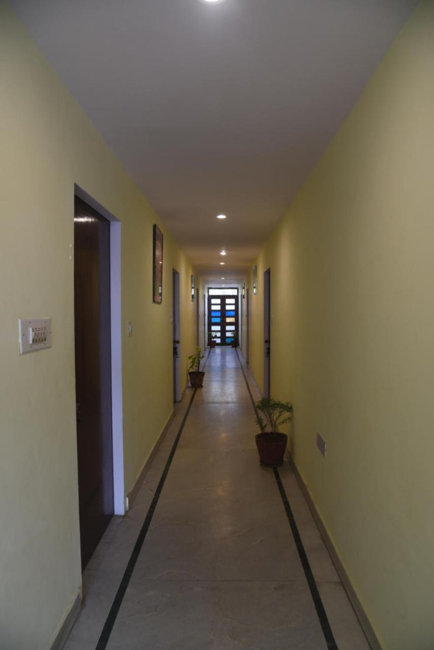 Hotel Jaipur Achrol Екстериор снимка