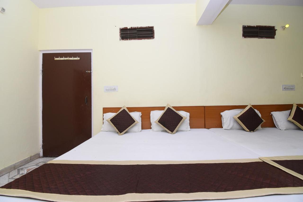 Hotel Jaipur Achrol Екстериор снимка