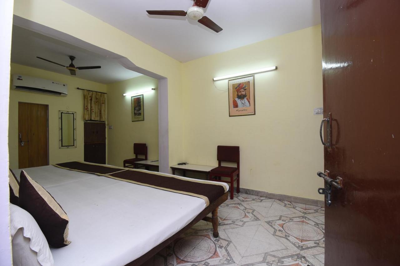 Hotel Jaipur Achrol Екстериор снимка