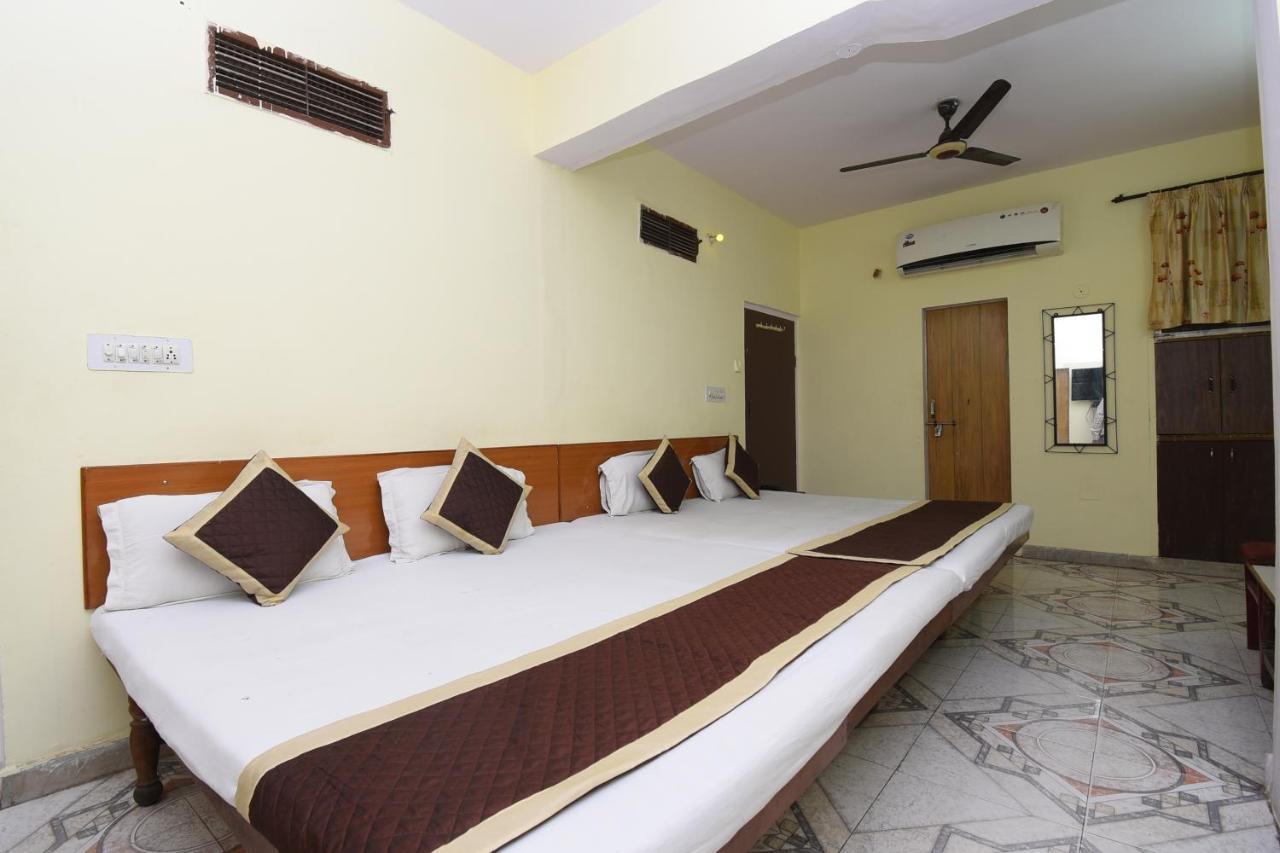 Hotel Jaipur Achrol Екстериор снимка